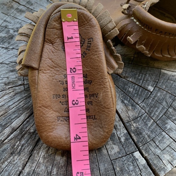 First Steps Leather Baby Toddler Moccasin Shoes
Brown Tan Size 2 Natural Walking - Picture 10 of 11